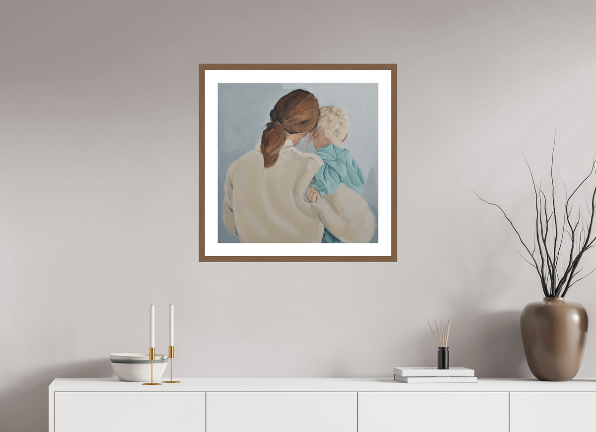 60 x 60 cm, PIGMENT FRAMED WALNUT Softly